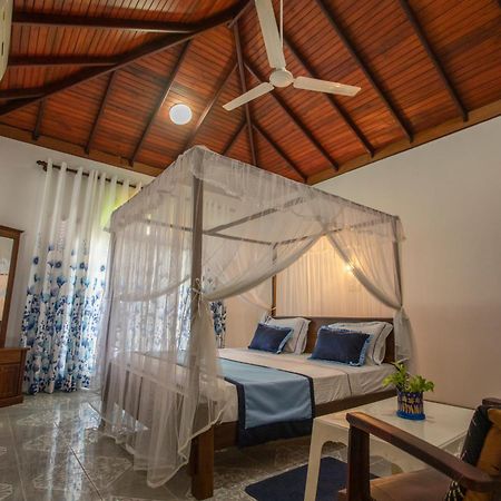 Bed and Breakfast Three Shades Galle Esterno foto