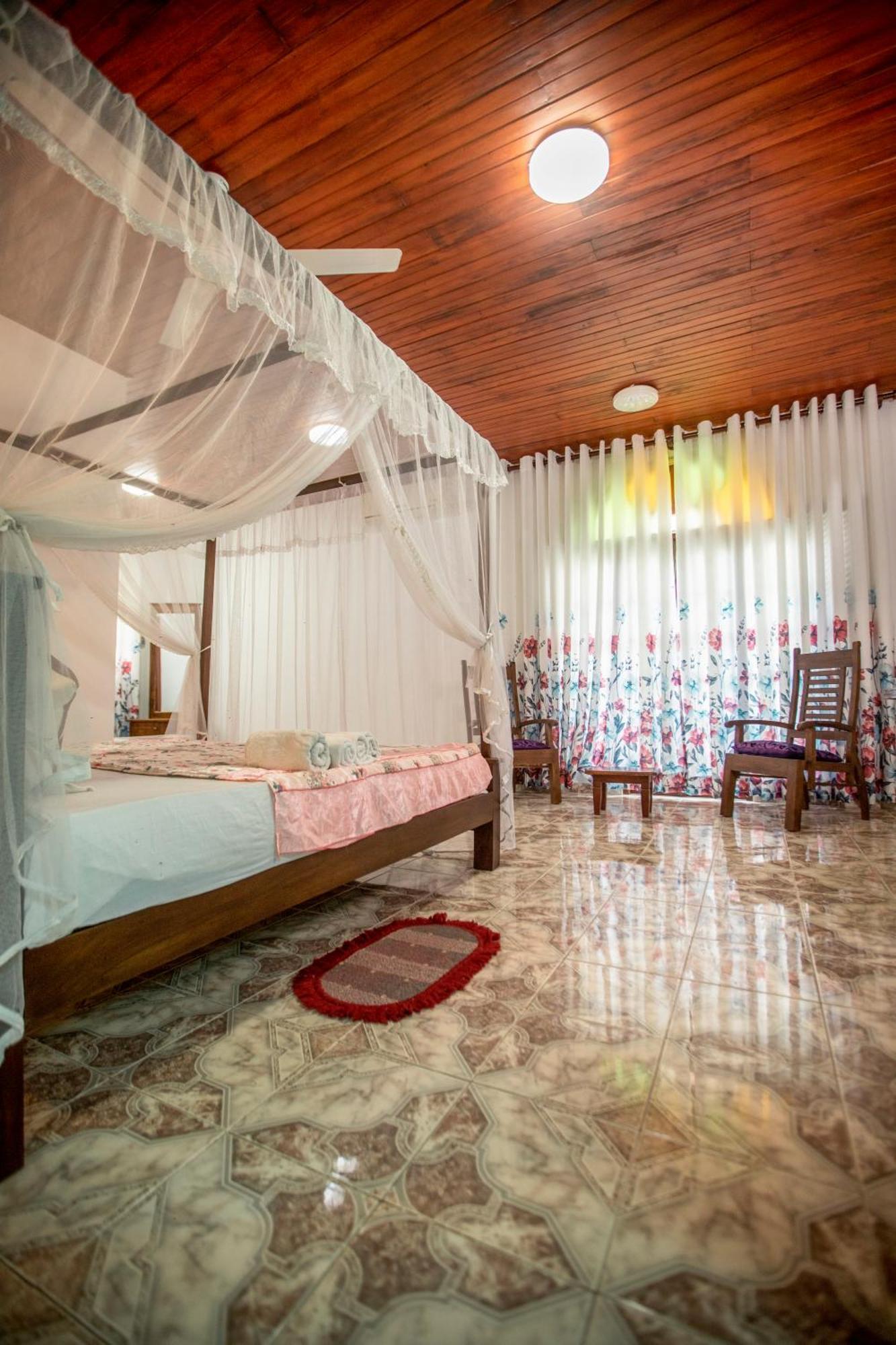 Bed and Breakfast Three Shades Galle Esterno foto