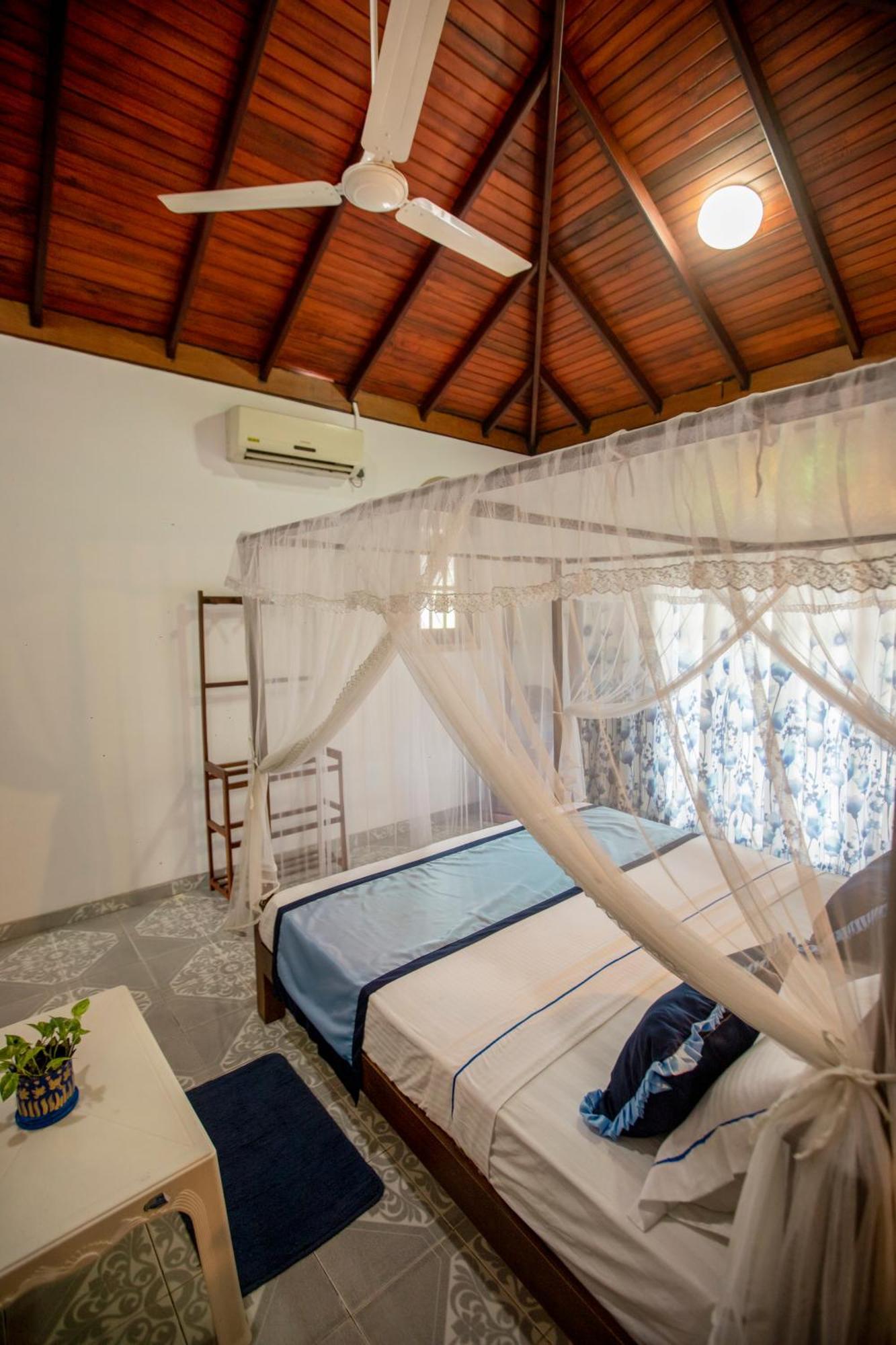 Bed and Breakfast Three Shades Galle Esterno foto